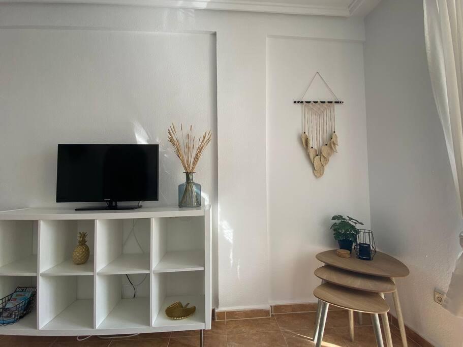 Appartement Tesoro Del Eden à Torrevieja Extérieur photo