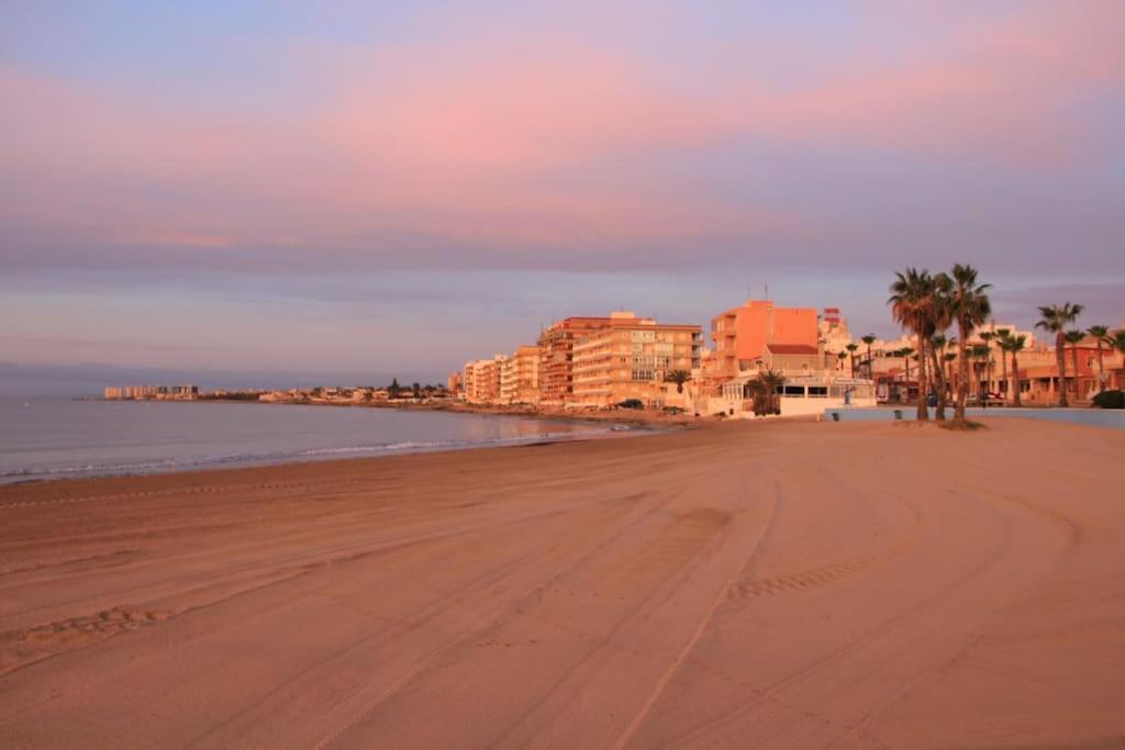 Appartement Tesoro Del Eden à Torrevieja Extérieur photo